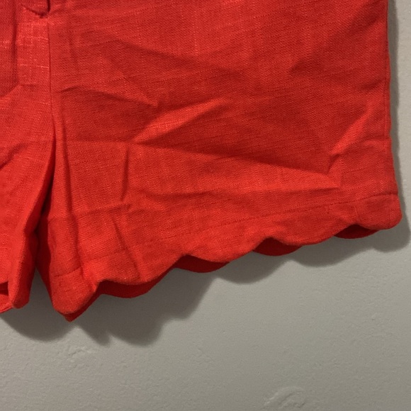 New never worn, women’s red TJ Maxx shorts, size 10 - Picture 5 of 5